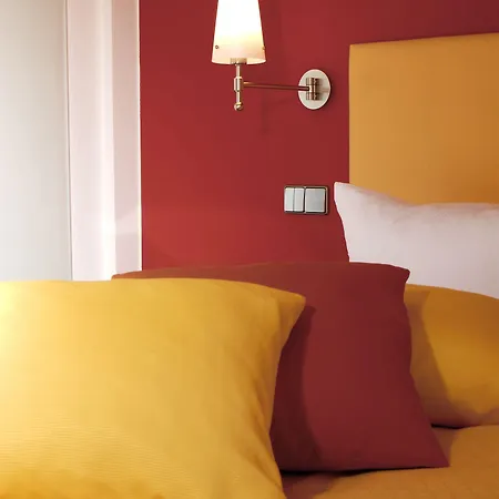 Restaurant-hotel Maien 酒店 罗拉赫